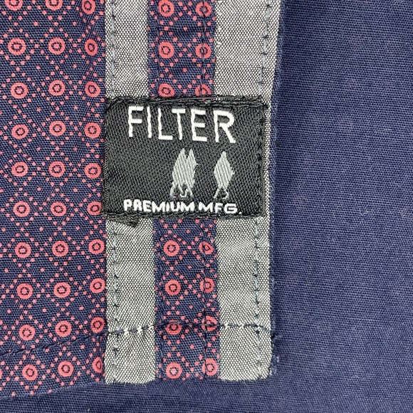 Filter Men's Casual Button-down Shirt XL
Size - Picture 6 of 8